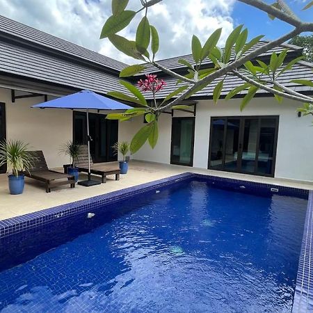 Charis Pool Villa 2 - 3 Bedroom With Private Pool Бентонг Экстерьер фото